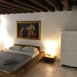 Διαμέρισμα Domus Antiqua San Lorenzo